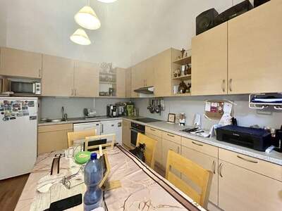 Altbauwohnung kaufen in 8020 Graz (Bild 3)