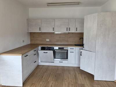 Wohnung mit Balkon mieten in 4600 Wels (Bild 2)