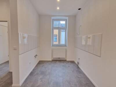 Altbauwohnung kaufen in 1140 Wien (Bild 4)