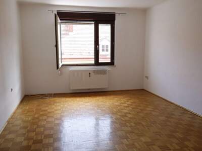 Altbauwohnung mit Balkon mieten in 8020 Graz (Bild 5)