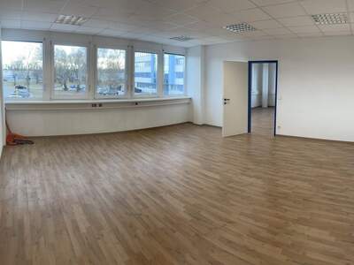 Büro / Praxis mieten in 2544 Leobersdorf (Bild 2)