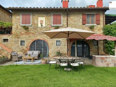 Haus kaufen in 50066 Reggello (Bild 1)