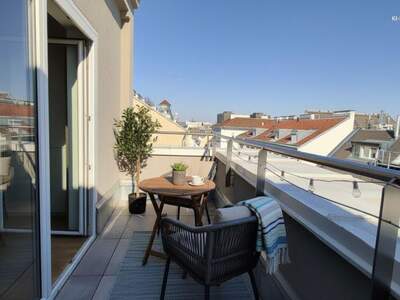 Altbauwohnung mit Balkon mieten in 1080 Wien (Bild 3)
