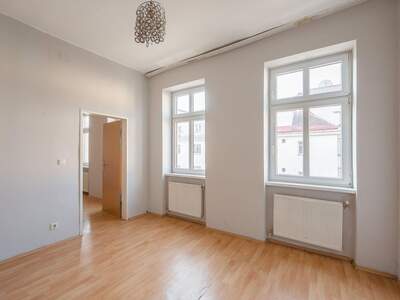 Altbauwohnung kaufen in 1160 Wien (Bild 2)