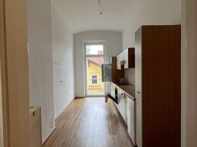 Altbauwohnung mit Balkon mieten in 8010 Graz (Bild 5)