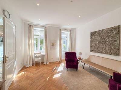 Wohnung kaufen in 1080 Wien