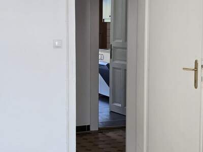 Altbauwohnung mit Balkon kaufen in 8042 Graz (Bild 2)