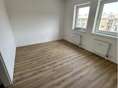 Terrassenwohnung kaufen in 4470 Enns (Bild 3)