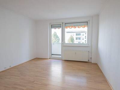 Altbauwohnung mit Balkon mieten in 9020 Klagenfurt (Bild 2)