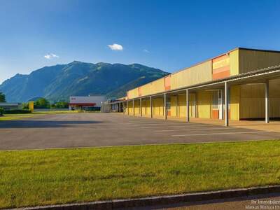 Gewerbeobjekt mieten in 6812 Meiningen
