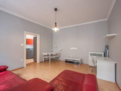 Altbauwohnung kaufen in 1200 Wien (Bild 3)