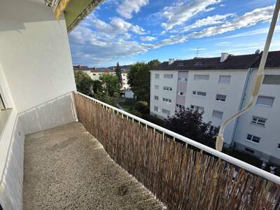 Altbauwohnung mit Balkon kaufen in 8200 Gleisdorf (Bild 2)