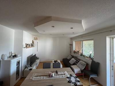 Wohnung kaufen in 6220 Buch