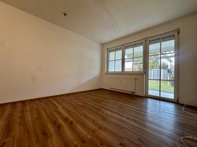 Terrassenwohnung kaufen in 4663 Laakirchen (Bild 2)