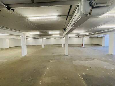 Halle / Lager / Produktion mieten in 5020 Salzburg