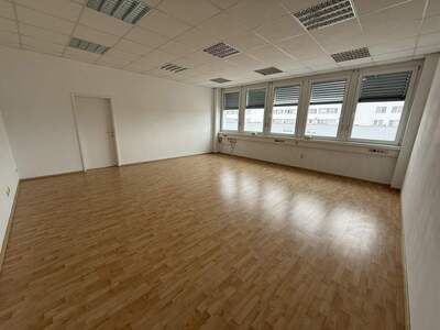 Büro / Praxis mieten in 2544 Leobersdorf (Bild 5)