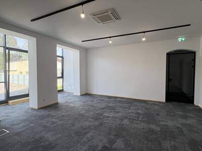 Gewerbeobjekt mieten in 4910 Ried