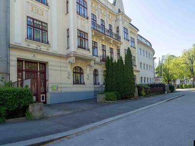 Altbauwohnung kaufen in 4020 Linz (Bild 2)