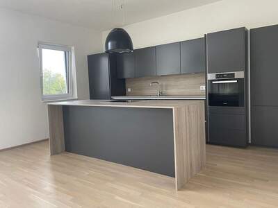 Wohnung mit Balkon mieten in 9523 Landskron (Bild 2)