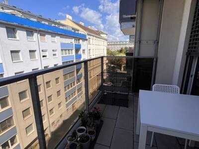 Wohnung mit Balkon mieten in 1050 Wien (Bild 2)