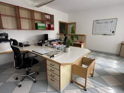 Gewerbeobjekt mieten in 4771 Sigharting