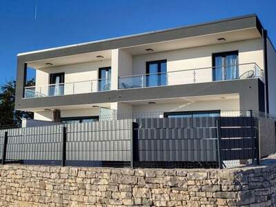 Haus kaufen in 52352 Kanfanar (Bild 1)