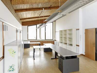 Gewerbeobjekt mieten in 4860 Lenzing