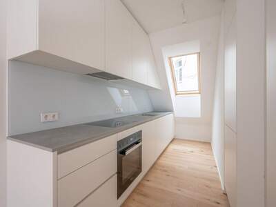 Wohnung mit Balkon mieten in 1070 Wien