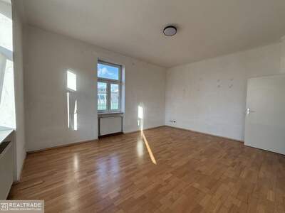 Altbauwohnung kaufen in 1100 Wien (Bild 2)