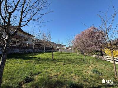 Grundstück kaufen in 6220 Buch