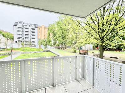 Wohnung mit Balkon kaufen in 1140 Wien (Bild 2)