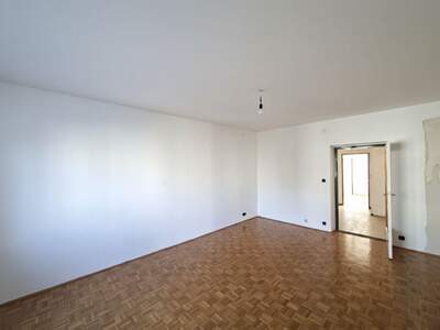 Wohnung mit Balkon kaufen in 1130 Wien (Bild 2)