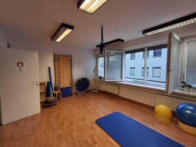 Gewerbeobjekt mieten in 4910 Ried