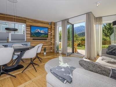 Mehrfamilienhaus kaufen in 6370 Kitzbühel (Bild 2)