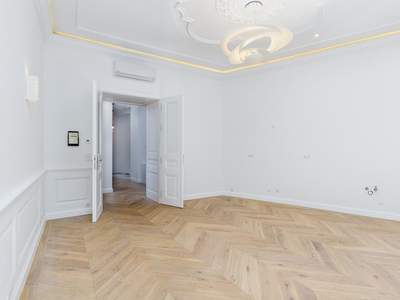 Etagenwohnung kaufen in 1090 Wien