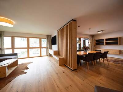 Terrassenwohnung kaufen in 5700 Zell am See (Bild 2)