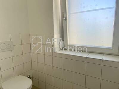 Altbauwohnung mit Balkon mieten in 8020 Graz (Bild 4)