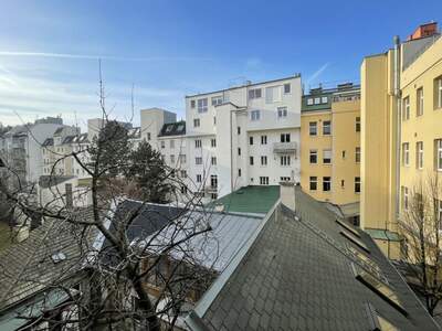 Altbauwohnung kaufen in 1150 Wien (Bild 1)