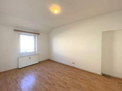 Altbauwohnung kaufen in 8010 Graz (Bild 1)