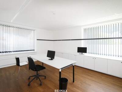 Gewerbeobjekt mieten in 4600 Thalheim (Bild 3)