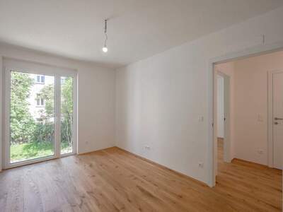 Altbauwohnung mit Balkon kaufen in 1050 Wien (Bild 2)