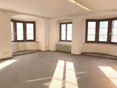 Gewerbeobjekt mieten in 6060 Hall (Bild 1)