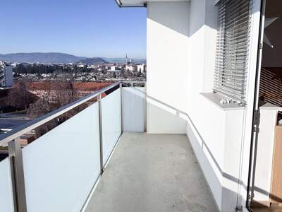 Wohnung mit Balkon kaufen in 8010 Graz (Bild 1)