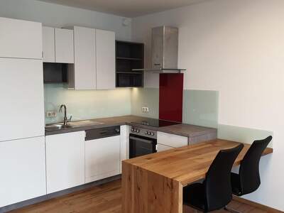 Terrassenwohnung kaufen in 4300 St. Valentin (Bild 1)