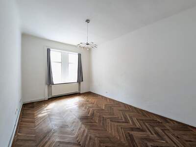 Altbauwohnung kaufen in 1200 Wien (Bild 1)