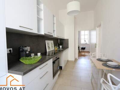 Altbauwohnung mit Balkon kaufen in 1070 Wien 7. (Bild 1)