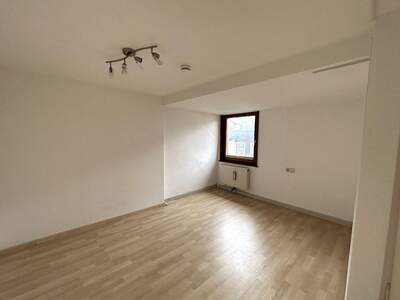 Altbauwohnung mit Balkon mieten in 6850 Dornbirn (Bild 5)