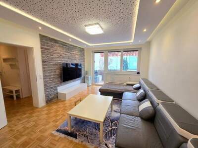 Wohnung kaufen in 4663 Laakirchen