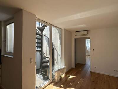 Altbauwohnung mieten in 1060 Wien (Bild 2)