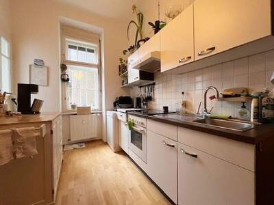 Altbauwohnung mieten in 8010 Graz (Bild 1)